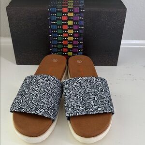 Bernie Mev Capri Slide Sandals size 8